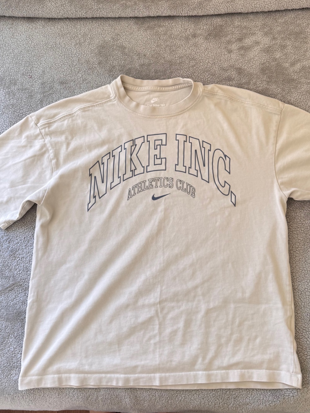 Nike Oversized Tee Athletic Club Graphic T-shirt Beige Size S